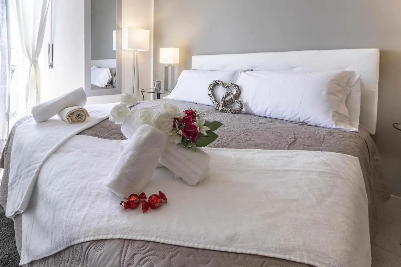 Destiny Home 1 Verona Borgo Trento Appartamento 0*,